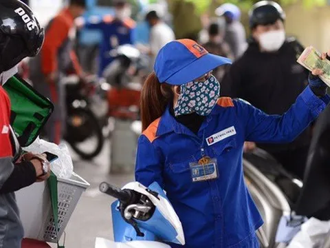 Cho rằng chi phí đầu vào tăng mạnh, Petrolimex kiến nghị điều chỉnh vào giá