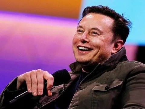 Elon Musk: 'Tôi chưa bao giờ học ở Harvard, nhưng tất cả những người làm việc cho tôi đều là sinh viên tốt nghiệp Harvard'