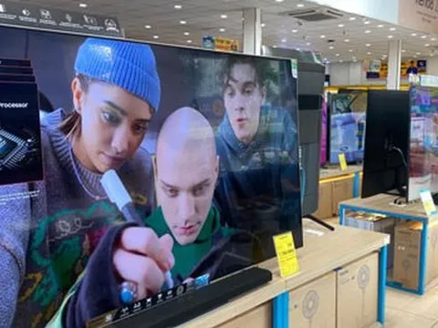 Sức mua yếu, giá tivi giảm