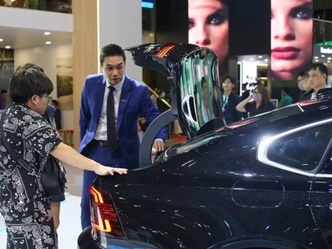 Ngày hội bán xe tại triển lãm ô tô 2022: 'Doanh số vài ngày bằng cả tháng'