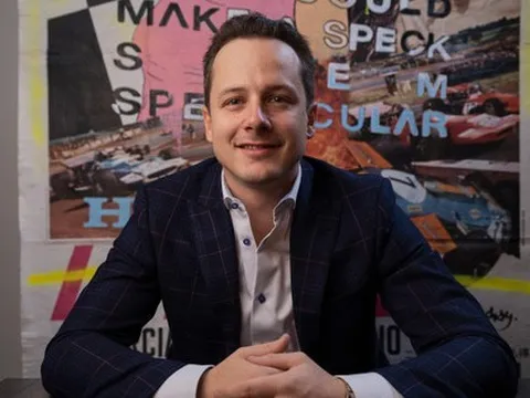 Cậu trai nghèo hóa “đại gia” bất động sản: 28 tuổi sở hữu 6 căn nhà triệu USD, hoàn toàn không xin cha mẹ một đồng