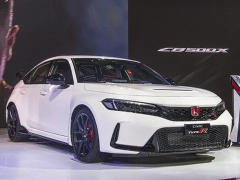 Loạt xe phổ thông giá xe sang tại VMS: Định vị ngang BMW, Mercedes