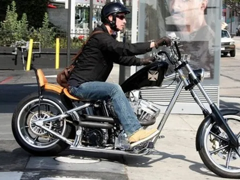 Top 3 chiếc xe đắt nhất trong bộ sưu tập mô tô của nam tài tử phim "John Wick"