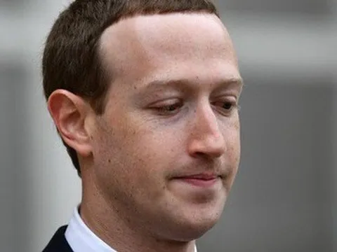 Tài sản của Mark Zuckerberg ‘bốc hơi’ 100 tỉ USD trong năm nay