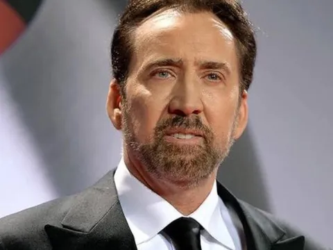 "Nam diễn viên được trả lương cao nhất mọi thời đại" rơi vào cảnh nợ nần do thói quen mua sắm kỳ quặc