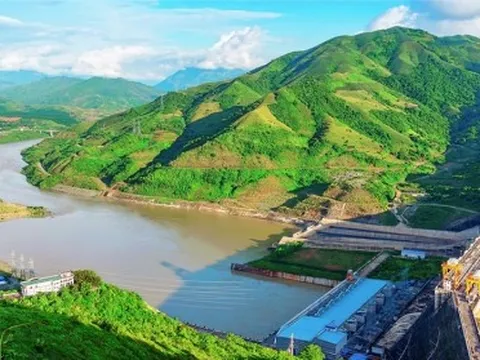 Ngành điện lãi lớn