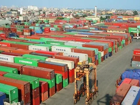 Viconship (VSC) tạm dừng huy động 800 tỷ đồng qua phát hành riêng lẻ, dự định huy động 2.250 tỷ đồng qua nguồn vốn vay hoặc phát hành trái phiếu