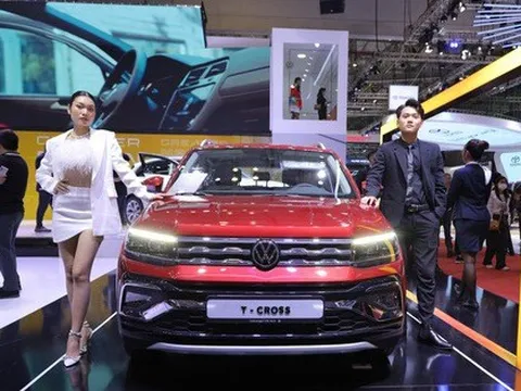 Triển lãm ô tô Việt Nam tại TP.HCM: Khách 'chốt' mua 2.000 chiếc