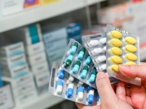 Nguy cơ thiếu thuốc điều trị vì hết hạn hàng loạt giấy đăng kí lưu hành