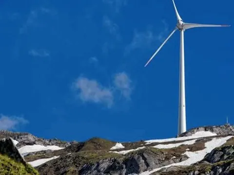 Tăng nóng và nhanh chóng nguội lạnh: Câu chuyện điện gió liệu có như điện mặt trời?