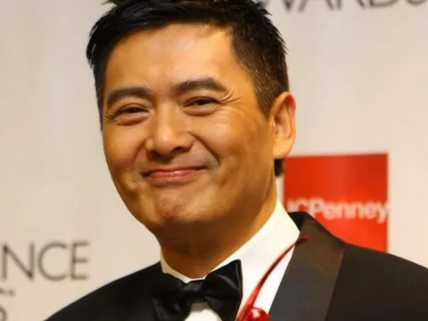 Nam diễn viên chỉ tiêu 2,5 triệu/ tháng, dùng điện thoại 17 năm và chỉ mua mới khi không sửa được nữa