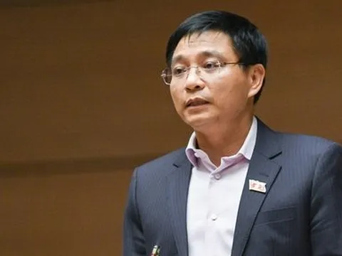 Bộ trưởng GTVT Nguyễn Văn Thắng "chia lửa" với Bộ trưởng Xây dựng