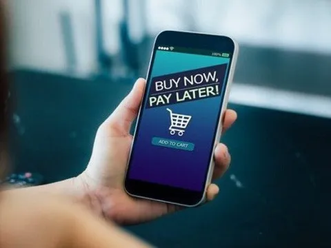 Giới trẻ vỡ nợ vì mua đồ trả góp: Cạm bẫy ngọt ngào mua trước trả sau khiến các 'con mồi' sẵn sàng 'thiêu thân'