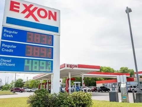 Cung không đủ cầu, nhưng Mỹ khó cấm xuất khẩu diesel