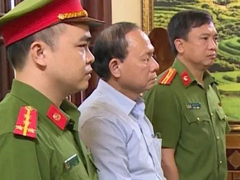 Bắt Phó chủ tịch Hội Nông dân tỉnh Thanh Hóa