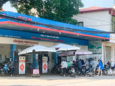 Hà Nội "khát xăng": Đại lý đóng cửa hoặc giới hạn mức bán