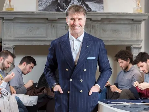 'Ông vua cashmere' mê hoặc cả Thung lũng Sillicon: Từng làm 400 chiếc áo cho Steve Jobs, chinh phục từ tỷ phú Jeff Bezos đến Angelina Jolie