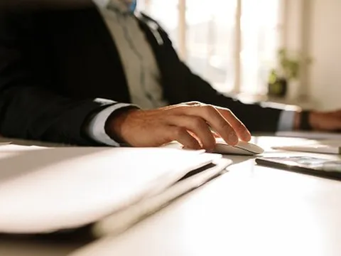 Thu nhập 1 năm lên đến 1,5 tỷ nhưng chàng trai này chưa từng mua bộ đồ nào hơn 1,5 triệu: Tiết kiệm là đỉnh cao của sự kỷ luật hay là tằn tiện thái quá?