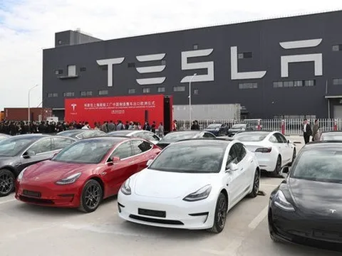 Tesla vừa giảm giá, người dùng Trung Quốc lập tức hủy đơn hàng với các hãng xe điện nội địa