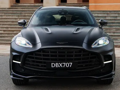 Aston Martin DBX707 giá hơn 21,8 tỉ đồng của ông Đặng Lê Nguyên Vũ về Việt Nam