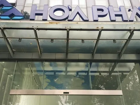 Những sức ép nào buộc "vua thép" Trần Đình Long phải đóng cửa một nửa số lò cao của Hòa Phát?