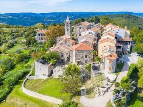 Thị trấn nhỏ nhất trên hành tinh, dân số không vượt quá 23 người