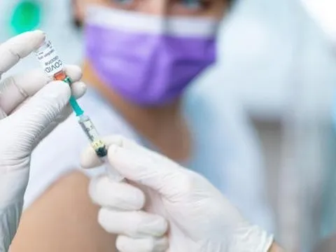 Tác động bất ngờ của vắc-xin COVID-19 lên bệnh ung thư