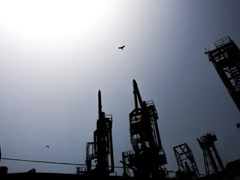 Châu Âu tạm yên tâm thoát khủng hoảng năng lượng, các nước nghèo lại bị vạ lây