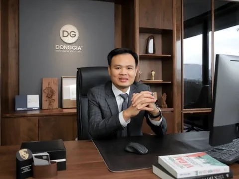 KTS Đồng Minh Hậu – 15 năm khát vọng tiên phong nội thất gỗ óc chó!