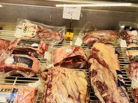 Thịt ngoại đua nhau giảm giá dịp Black Friday