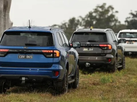 Ford Ranger và Everest cháy hàng, khách hàng phải chờ tới 1 năm