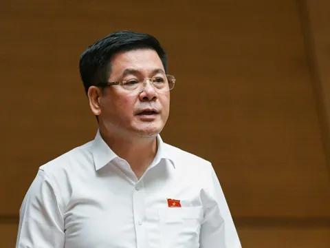 Bộ trưởng Nguyễn Hồng Diên nói gì về nguyên nhân khan hiếm xăng dầu?