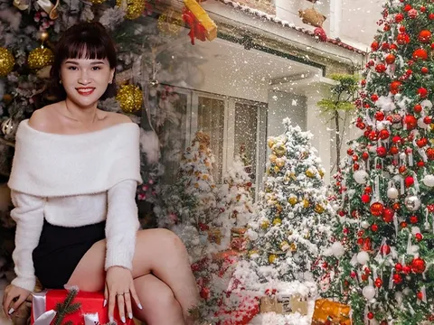 Đến 3 quán cà phê tranh thủ tung ra bộ ảnh đón Giáng sinh kẻo cận ngày đi đâu chụp hình cũng phải chờ đợi