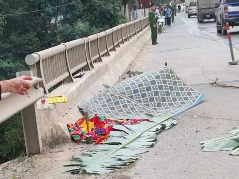 Liên tiếp xảy ra 2 vụ tai nạn, 2 người phụ nữ tử vong tại chỗ