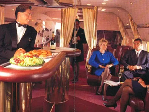Hãng hàng không chỉ phục vụ đại gia: Khoang máy bay chứa 100 hành khách nhưng chỉ chở 33 người