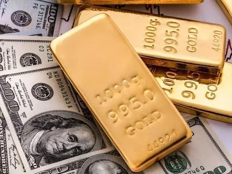 Đồng USD suy yếu giảm, vàng tăng mạnh trở lại