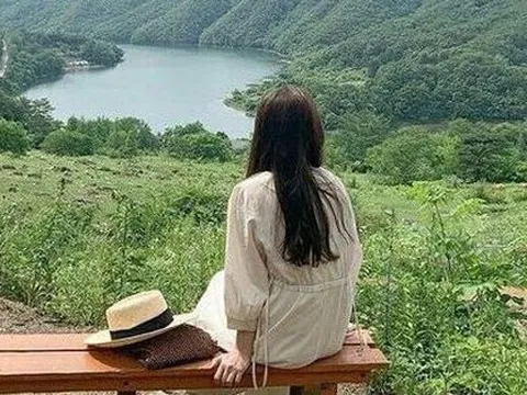 Nhiều người bỏ việc để sống ẩn dật trên núi đều đang hối hận