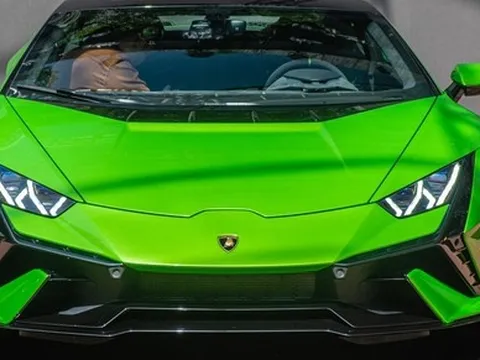 Chi tiết Lamborghini Huracan Tecnica giá từ 19 tỷ đồng tại Việt Nam
