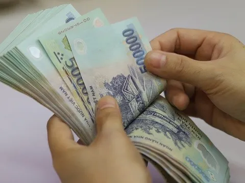 Từ 1/7/2023, lao động nữ sẽ có thêm 1 triệu đồng khi sinh con