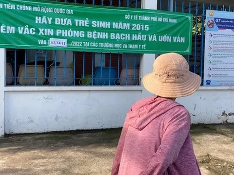 Vì sao chậm cung cấp vắc xin cho tiêm chủng mở rộng?