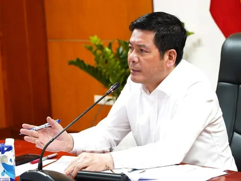 Bộ trưởng Nguyễn Hồng Diên: Xử lý nghiêm doanh nghiệp ngừng, không bán xăng dầu