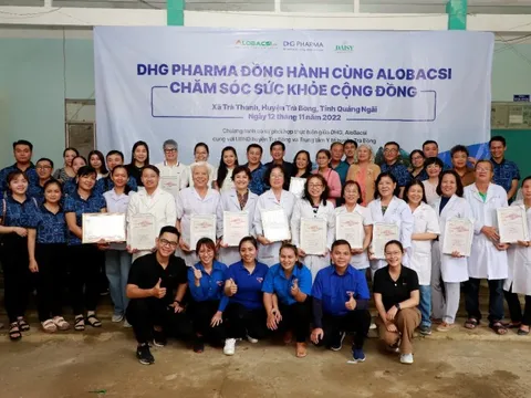 Dược Hậu Giang chăm sóc sức khỏe cho người dân Quảng Ngãi sau bão lũ