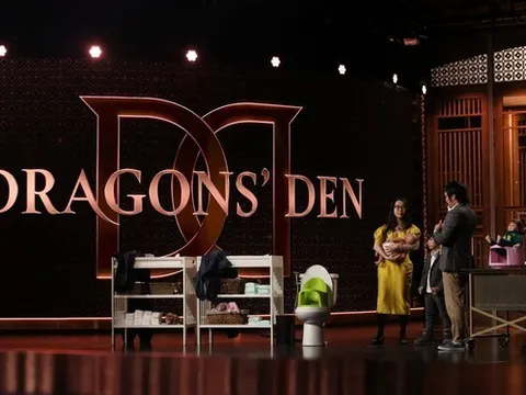 Mới “chân ướt chân ráo” đến Canada, tính bán bô kèm vòi xịt 2 triệu đồng, startup Việt Nam Boom Potty vẫn được 2 cá mập Canada tranh giành