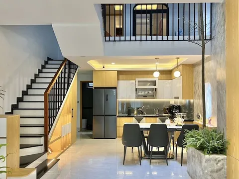 Anh công nhân từng phải vay 15 triệu để kinh doanh, tích cóp 7 năm xây nhà hơn 5 tỷ đồng