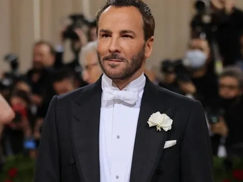 Thương vụ tỷ USD "xoá tên" nhà thiết kế Tom Ford khỏi công ty nhưng lại đưa ông trở thành tỷ phú: "Tôi không thể hạnh phúc hơn"