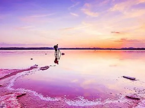 Khám phá 'viên ngọc' độc đáo của Tây Ban Nha, được biết đến là vựa muối lớn nhất châu Âu