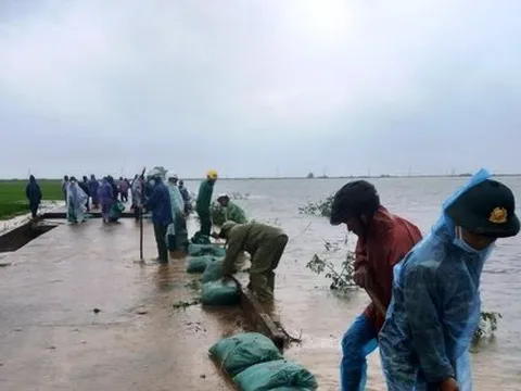 Miền Trung, Nam Bộ mưa lớn đỉnh điểm, miền Bắc 'nóng bất thường' đến bao giờ?