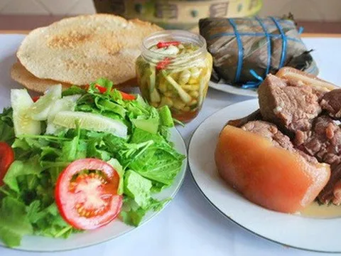 Nhớ món thịt “đầu rồng” ngâm mắm của mẹ tôi