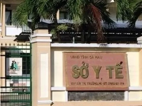 Cảnh cáo nguyên Phó Giám đốc Sở Y tế Cà Mau