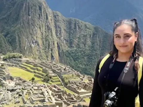 Bỏ việc đi xếp quần áo, chỉ làm 3 tiếng mỗi ngày, người phụ nữ kiếm 200 triệu/tháng